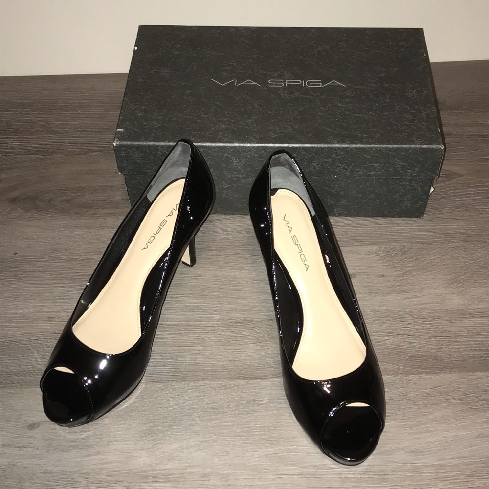 Via Spiga peep toe black patent pump